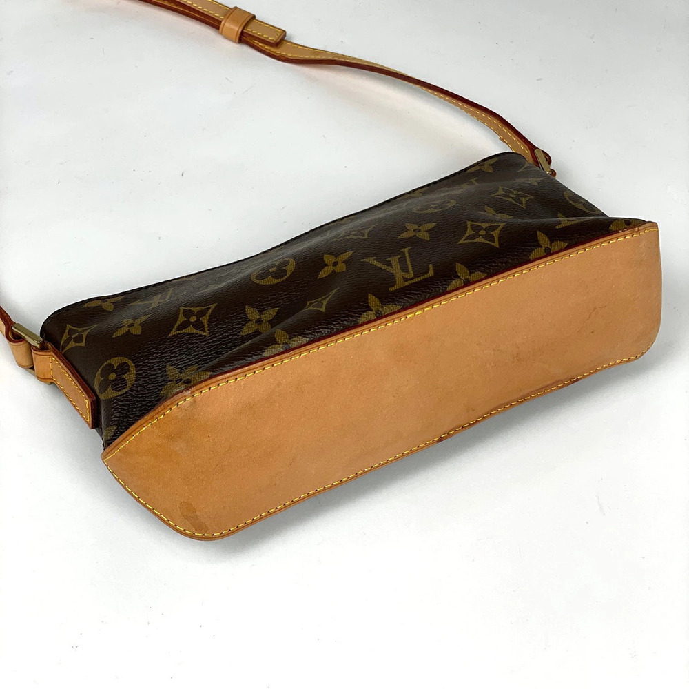 Louis Vuitton Trotteur Monogram Shoulder Crossbody Bag Brown Clutch